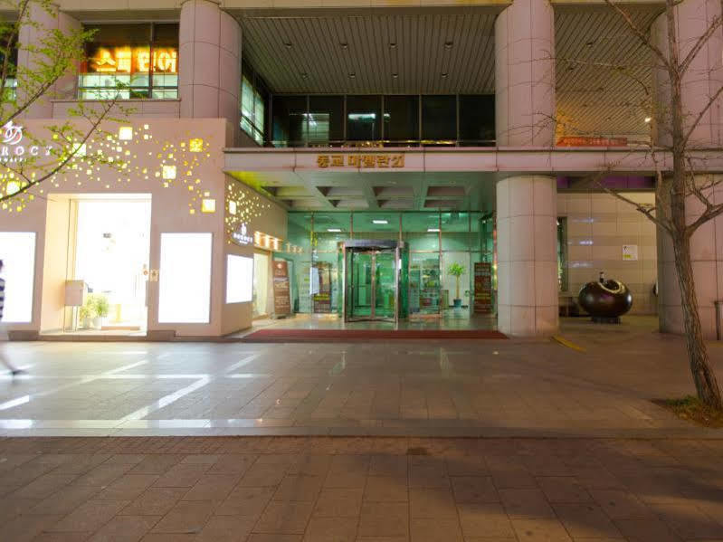 Jeong Apartment Seoul