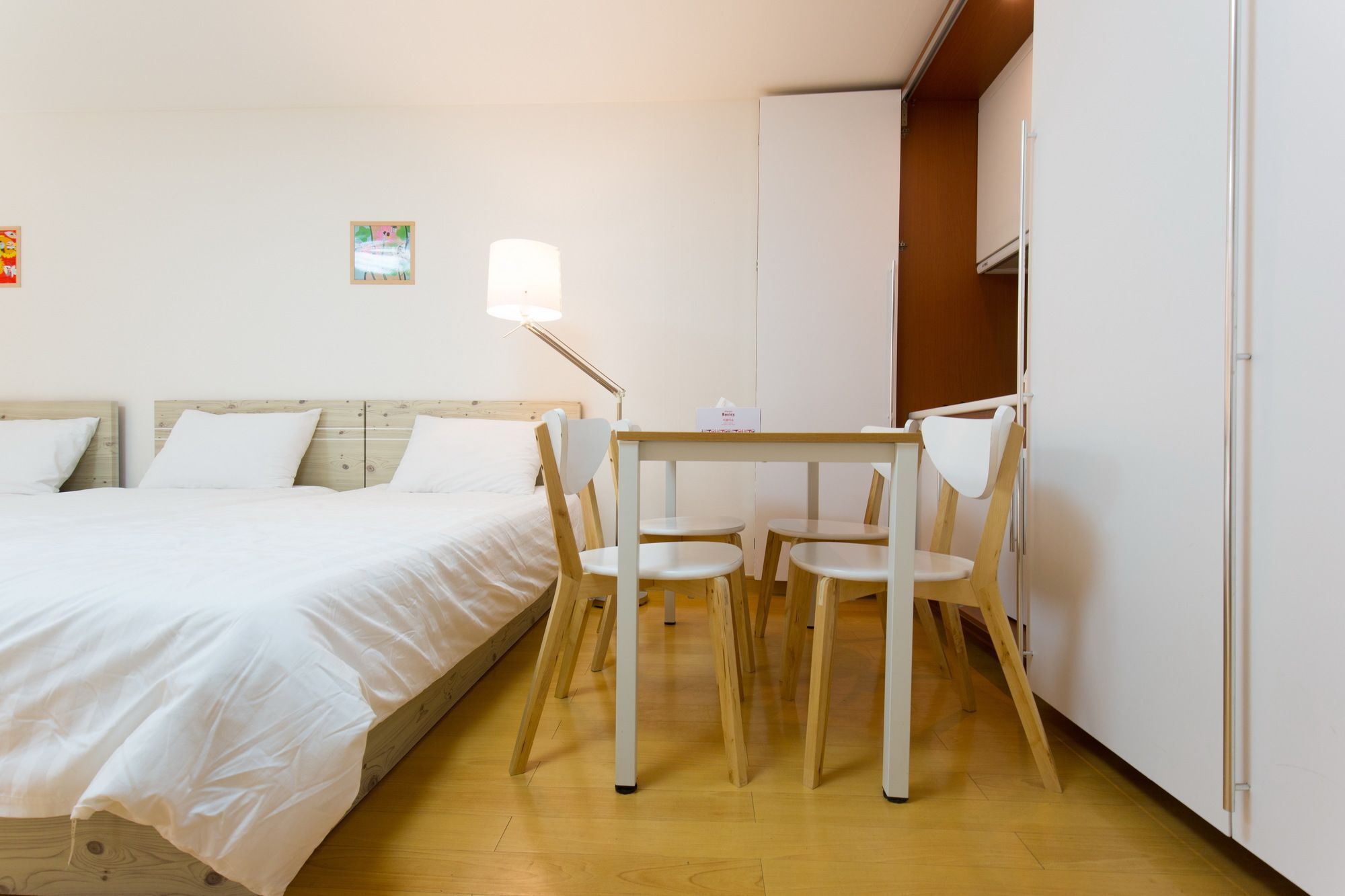 Jeong Apartment *